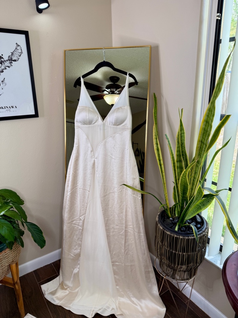 Arcina Ori Aurora Gown Ivory NWT - Picture 8 of 12